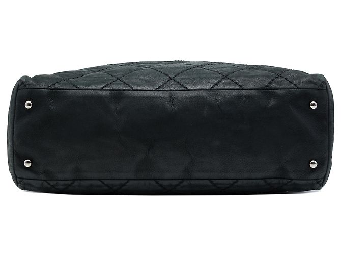 Borsa Tote Chanel Sea Hit in vitello iridescente matelassé nero - vista 3