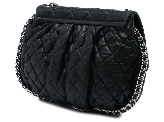 Borsa a tracolla Chanel nera grande trapuntata in pelle d'agnello lavata con catena Nero - vista 2