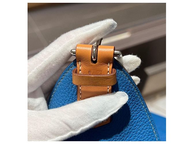 Bolsa de ombro Hermès em couro azul - vista 6