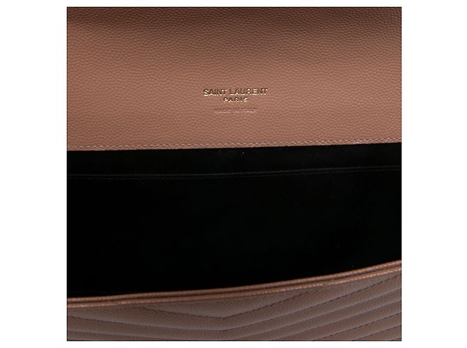 Autre Marque Bolso de solapa Saint Laurent Brown Grain De Poudre Cassandre Matelasse Castaño Caramelo - vista 4