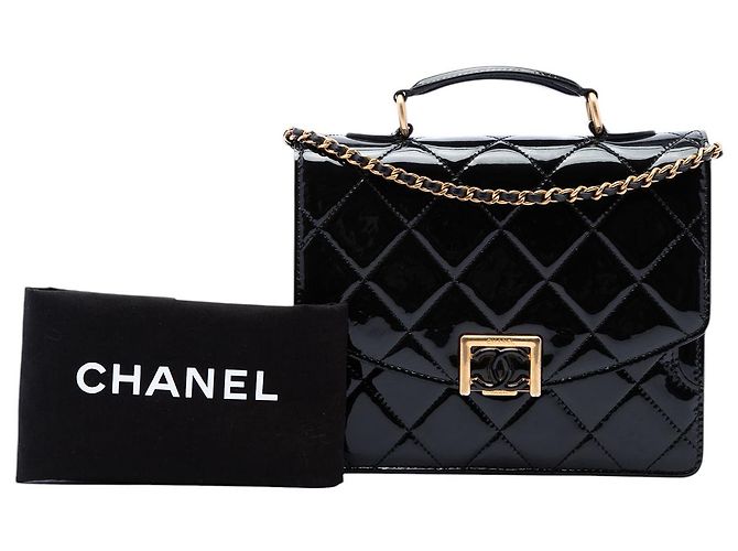 Chanel Black CC Quilted Patent Accordion Pushlock Top Handle Flap Preto - vista 7