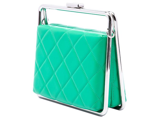 Chanel Clutch Convertibile in Lambskin Matelassé Verde con Barra in Metallo CC - vista 2