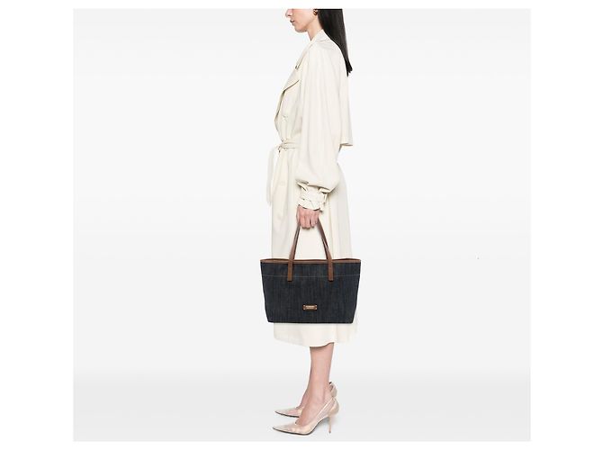 Sacola Burberry em Denim Azul - vista 6