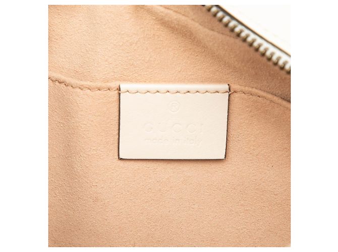 Gucci Small GG Marmont Matelassé Crossbody-Tasche aus braunem Kalbsleder Beige - Ansicht 5