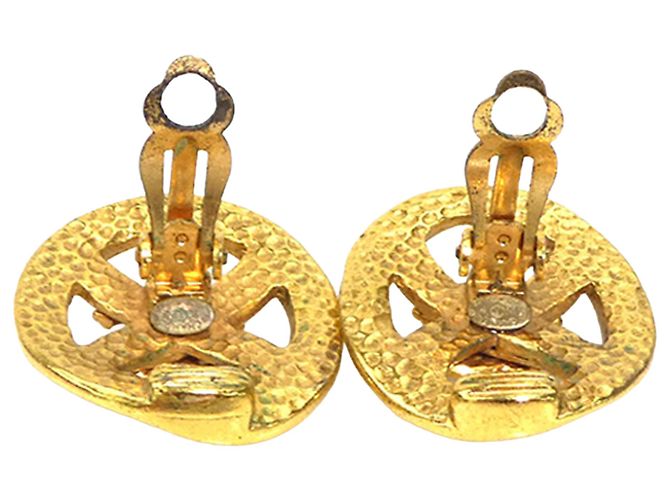 Orecchini a clip rotondi placcati oro Chanel Gold CC D'oro - vista 3