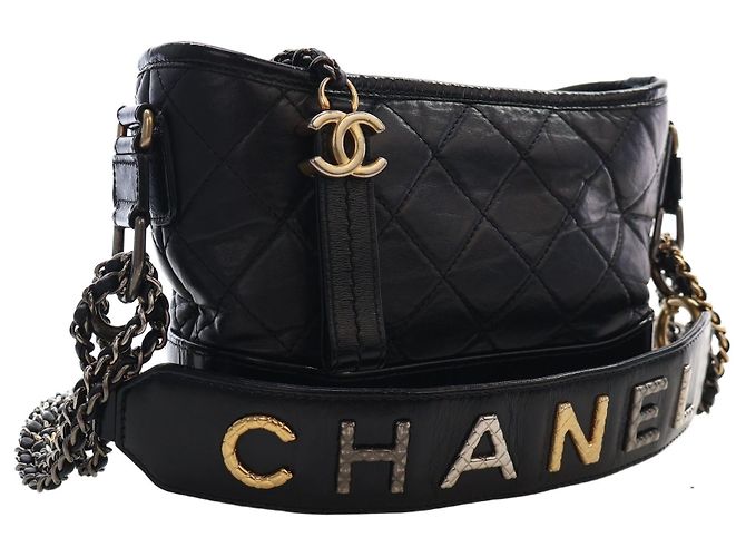 Chanel Gabrielle Hobo in pelle di vitello invecchiata matelassé nera Small Nero - vista 10