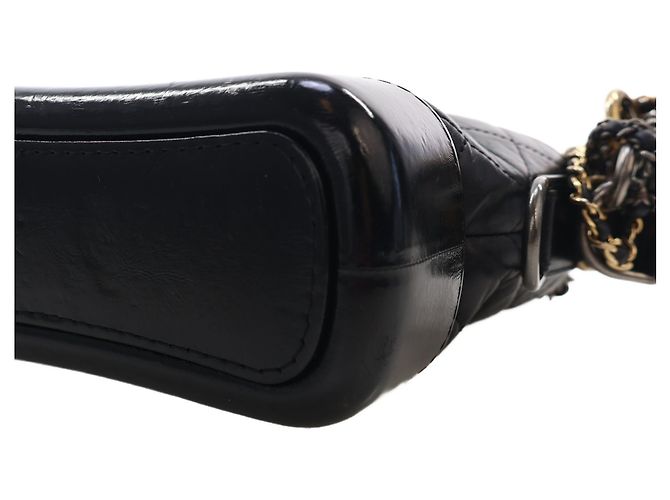 Chanel Gabrielle Hobo in pelle di vitello invecchiata matelassé nera Small Nero - vista 14