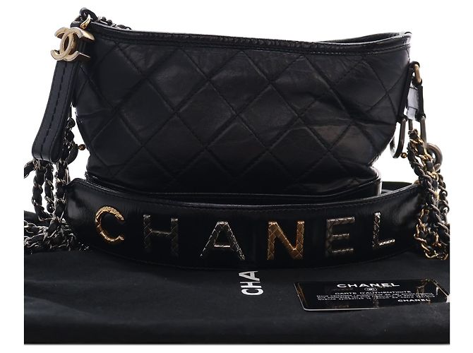 Chanel Gabrielle Hobo in pelle di vitello invecchiata matelassé nera Small Nero - vista 5