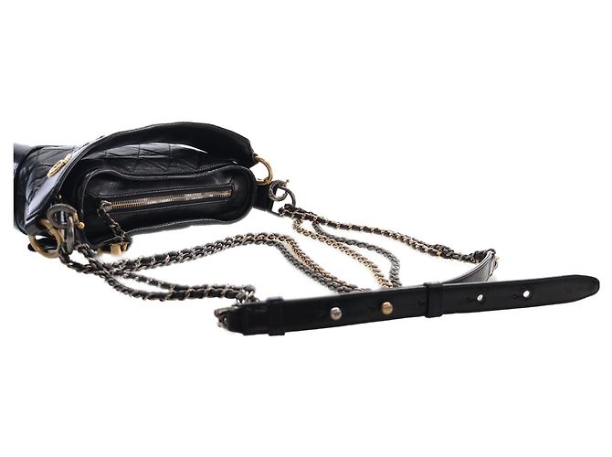 Chanel Gabrielle Hobo in pelle di vitello invecchiata matelassé nera Small Nero - vista 9