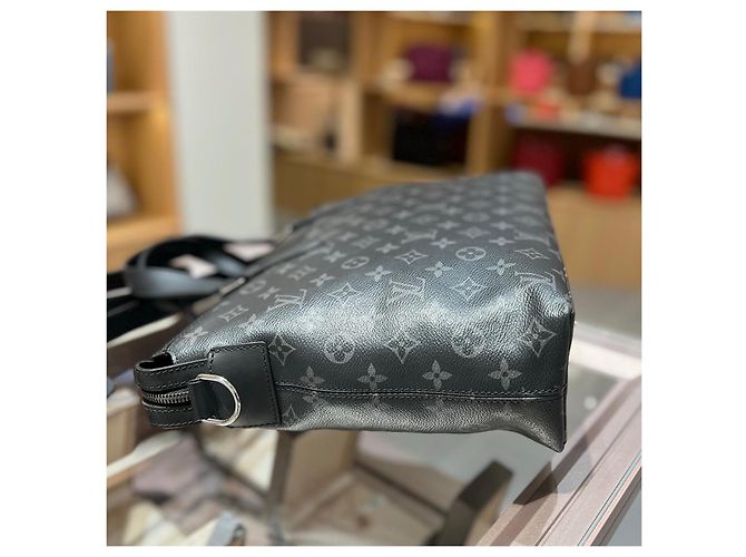 Louis Vuitton Monogram Eclipse Briefcase Black - view 4