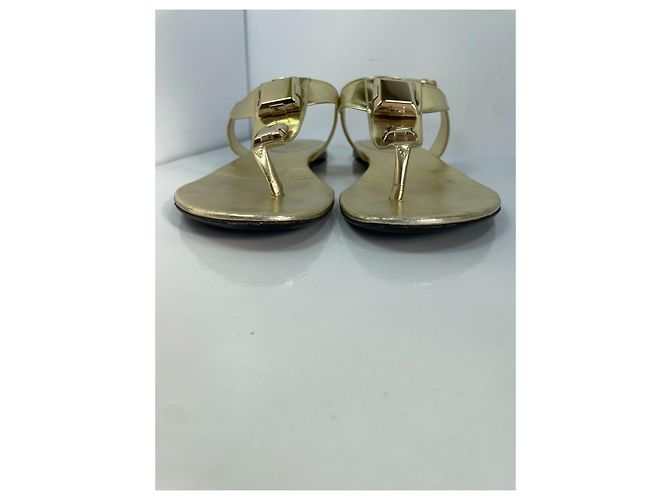 Gucci Metallic Leder Thong Sandalen Golden - Ansicht 6
