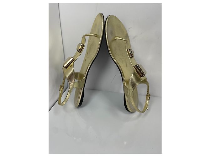 Gucci Metallic Leder Thong Sandalen Golden - Ansicht 8