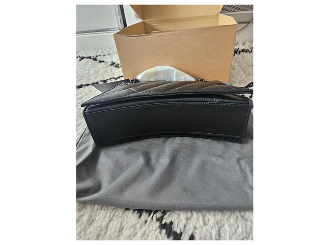 Borsa a tracolla Balenciaga Crush Chain Bag S in pelle nera Nero - vista 7