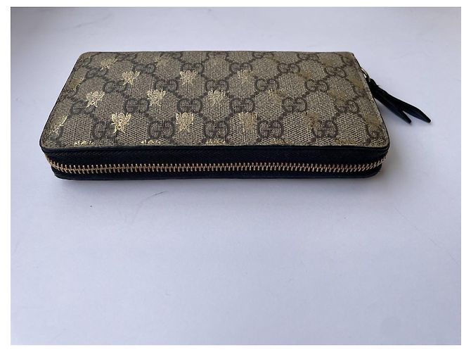 Gucci GG Supreme Bee Portafoglio con Zip Beige D'oro - vista 3