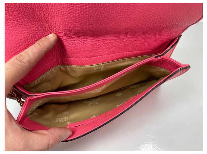 Bolso de mano MCM en cuero rosa - vista 8