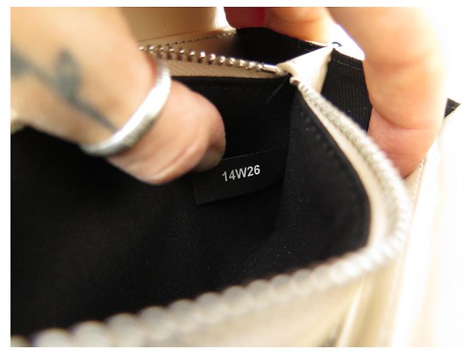 NEUE ZADIG & VOLTAIRE COMPAGNON TATTOO GELDBÖRSE + BANANEN-CHARM Roh - Ansicht 14