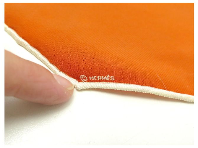 Hermès HERMES LOSANGE MINI SILK SCARF PLAIN ORANGE PATTERN 100X45 CM SILK SCARF - view 5