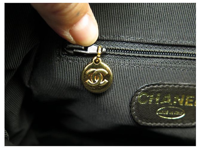 ZAINO VINTAGE CHANEL CHIUSURA TIMELESS LOGO CC PELLE CAVIAR Nero - vista 13