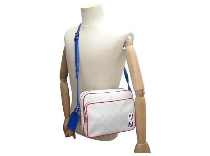 NEUE LOUIS VUITTON X NBA NILE MESSENGER MONOGRAM ANTARCTICA M45583 TASCHE Grau - Ansicht 5