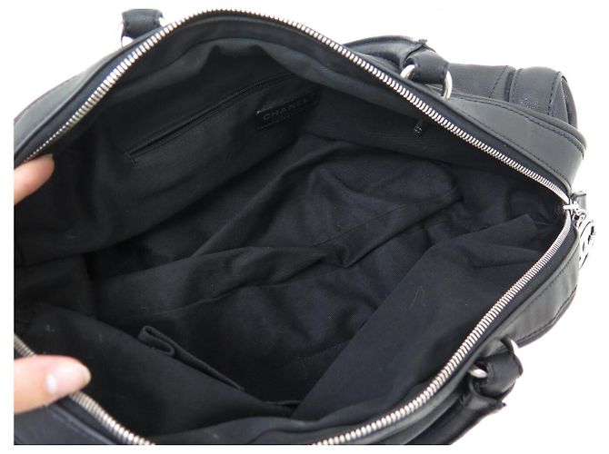 BORSA A MANO CHANEL BOSTON BOWLING IN PELLE GRANA NERA MATELASSÉ LOGO CC BAG Nero - vista 8