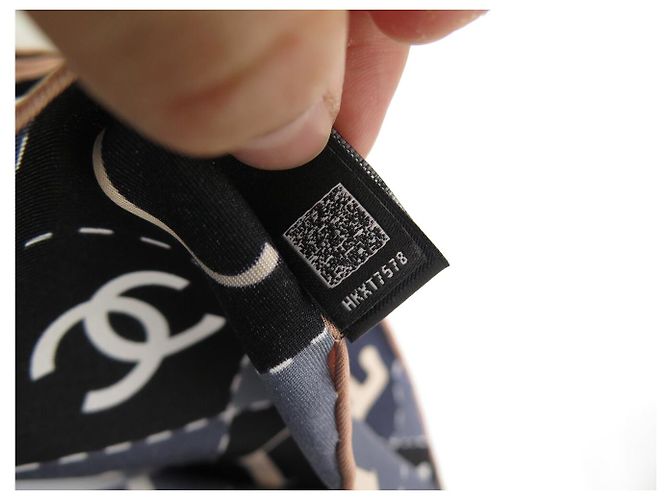 NEUES CHANEL QUADRATISCHES TUCH AA9367 CC LOGO AUS SEIDE SCHWARZ & GRAU 90 CM SCARF - Ansicht 12