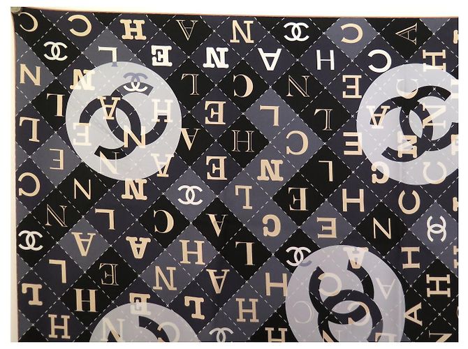 NEUES CHANEL QUADRATISCHES TUCH AA9367 CC LOGO AUS SEIDE SCHWARZ & GRAU 90 CM SCARF - Ansicht 2