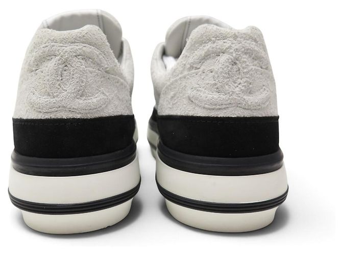 NEUE CHANEL SNEAKERS G45208 LOW TOP LOGO CC WEIß & SCHWARZ WILDLEDER 40 SNEAKERS - Ansicht 3