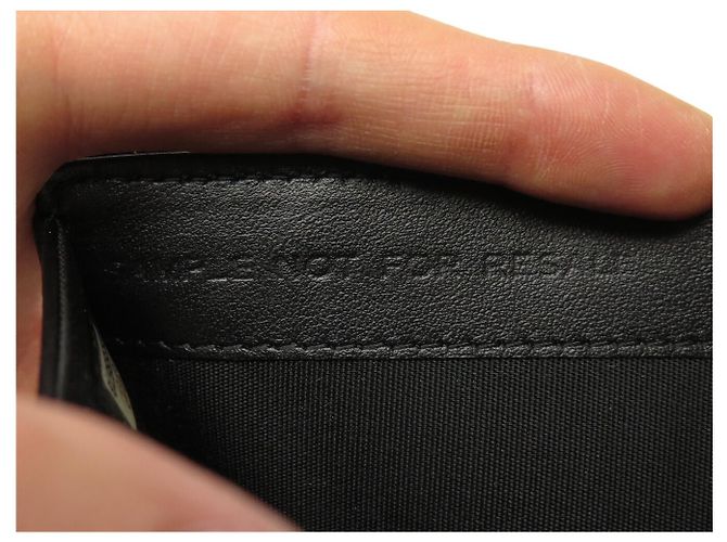 NEUE CHANEL A70630 GELDBÖRSE AUS SCHWAREM STEPPLEDER MIT NIETEN CC LOGO Schwarz - Ansicht 9