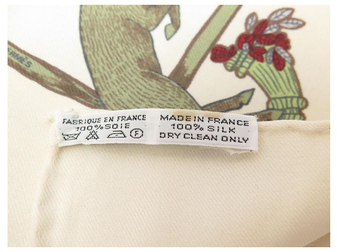 Hermès NEU VINTAGE HERMES ALPHABET III ANNIE FAIVRE CARRE 70 SEIDENTUCHEL - Ansicht 12