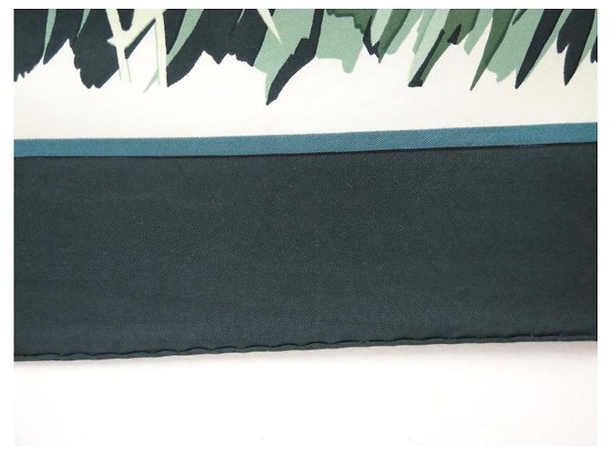 Hermès VINTAGE HERMES COLS VERTS TUCH 1. EDITION CARRE 90 AUS GRÜNER SEIDE - Ansicht 11