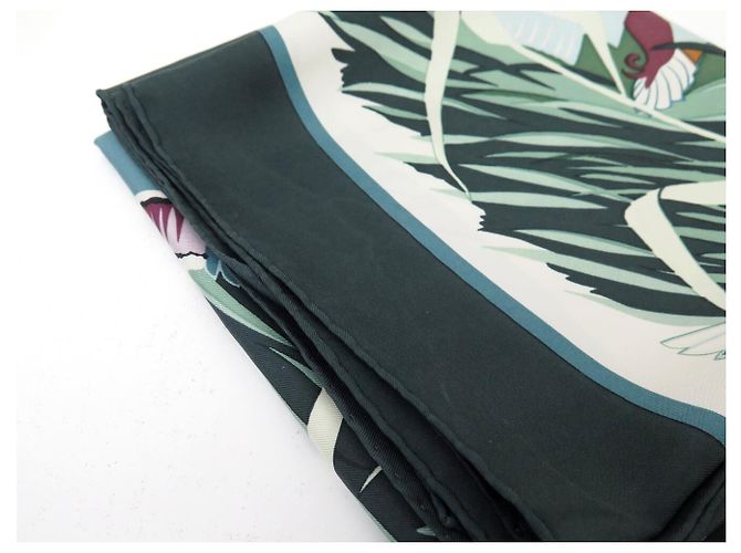 Hermès VINTAGE HERMES COLS VERTS TUCH 1. EDITION CARRE 90 AUS GRÜNER SEIDE - Ansicht 13