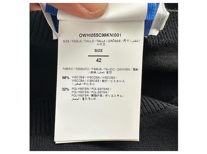 Off White Off-White figurbetoniertes Maxi-Kleid mit Logo-Print aus schwarzer Viskose - Ansicht 7