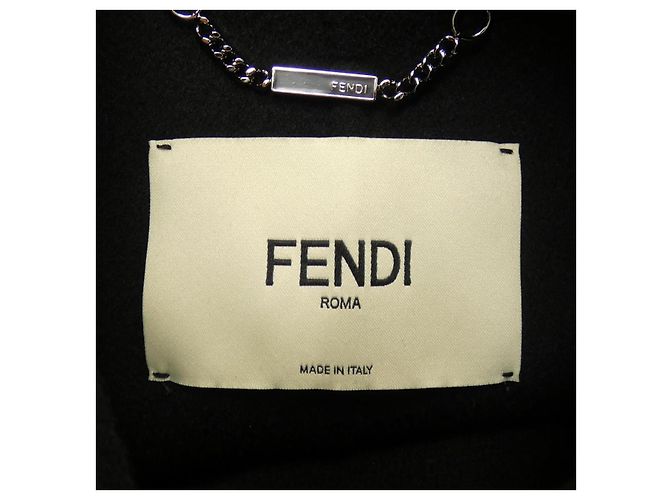 Mantella in lana Fendi FF8338 W1D Nero - vista 4