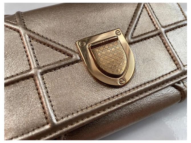 Dior Diorama Leder Geldbörse in Platin Golden - Ansicht 2