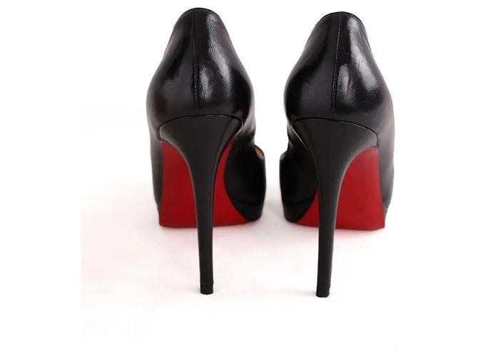 Décolleté Christian Louboutin in pelle nera taglia 36 Nero - vista 2