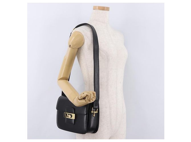 16 Céline CELINE Borsa a tracolla Horse Carriage Horsebit Pelle Nero Oro Auth 206758V D'oro - vista 29