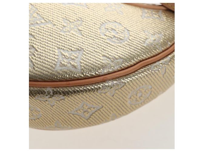 LOUIS VUITTON Monogram Laminated Jacquard Loop Bag Gold M22928 LV Auth 206919SM Dourado - vista 20