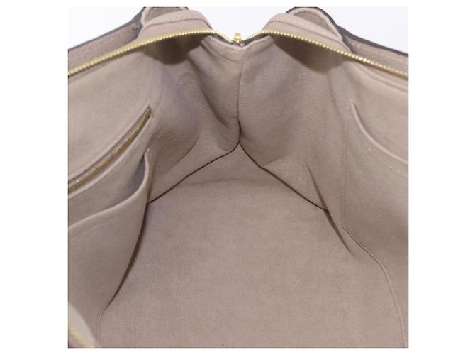 Borsa LOUIS VUITTON Monogram Empreinte Grand Palais MM Beige M45833 Auth ka6462M - vista 24