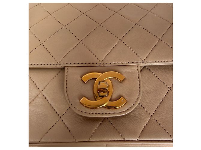 Timeless Bolso Chanel Classic Flap Medium en piel de cordero beige - vista 14