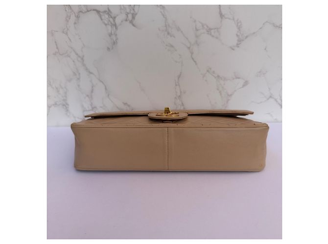 Timeless Bolso Chanel Classic Flap Medium en piel de cordero beige - vista 7
