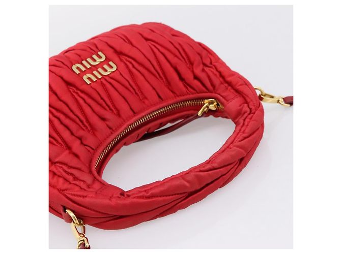 Sac à main Miu Miu Matelassé Satin 2way Rouge Or Auth 207610M Doré - vue 7
