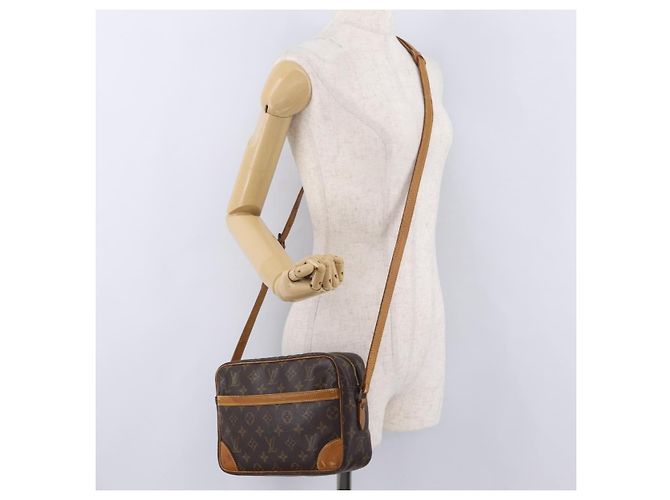 LOUIS VUITTON Monogram Trocadero 27 Shoulder Bag M51274 LV Auth BA16188 Monograma - vista 31