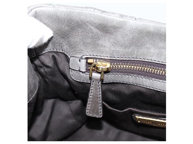 Borsa a mano Miu Miu Matelassé in pelle 2way Grigio Oro Auth 167718M Marrone D'oro - vista 25