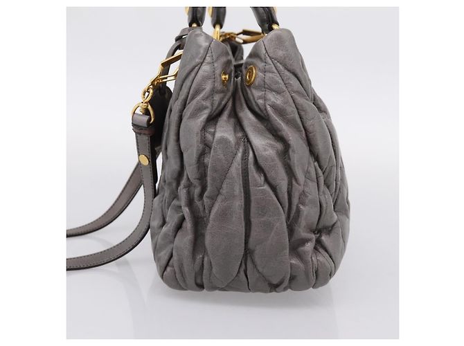 Borsa a mano Miu Miu Matelassé in pelle 2way Grigio Oro Auth 167718M Marrone D'oro - vista 4