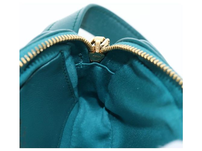 Borsa vita Miu Miu Matelassé in pelle Verde Oro Auth LN043M D'oro - vista 23