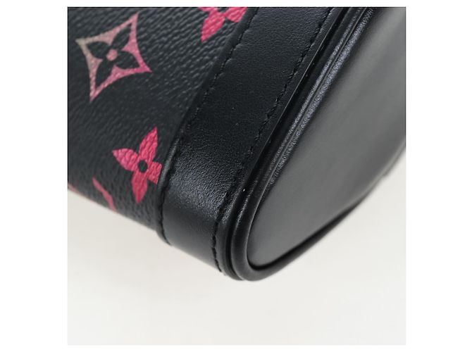 LOUIS VUITTON Monogram Gradient Envelope Pouch Black M13906 LV Auth LN216SM - view 15