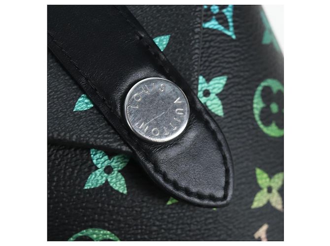 LOUIS VUITTON Monogram Gradient Envelope Pouch Black M13906 LV Auth LN216SM - view 19
