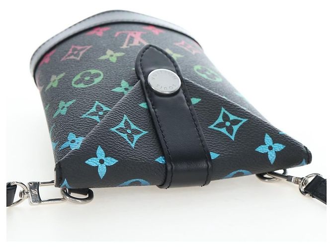 LOUIS VUITTON Monogram Gradient Envelope Pouch Black M13906 LV Auth LN216SM - view 6