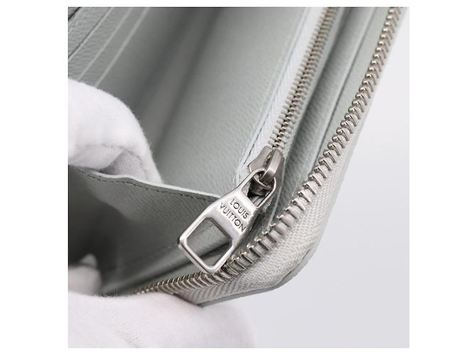 LOUIS VUITTON Monogram Iridescent Zippy Wallet Long Wallet M13908 LV Auth 205984 - view 20