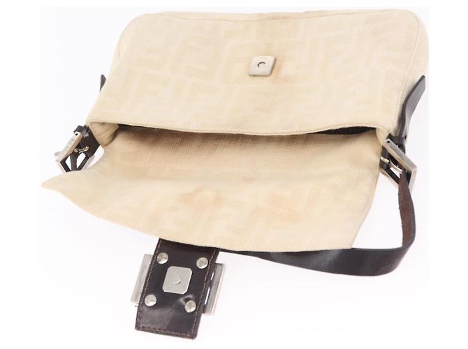 Sac à épaule FENDI Zucca Canvas Mamma Baguette Ivory Silver Auth 205920 Argenté Écru - vue 27